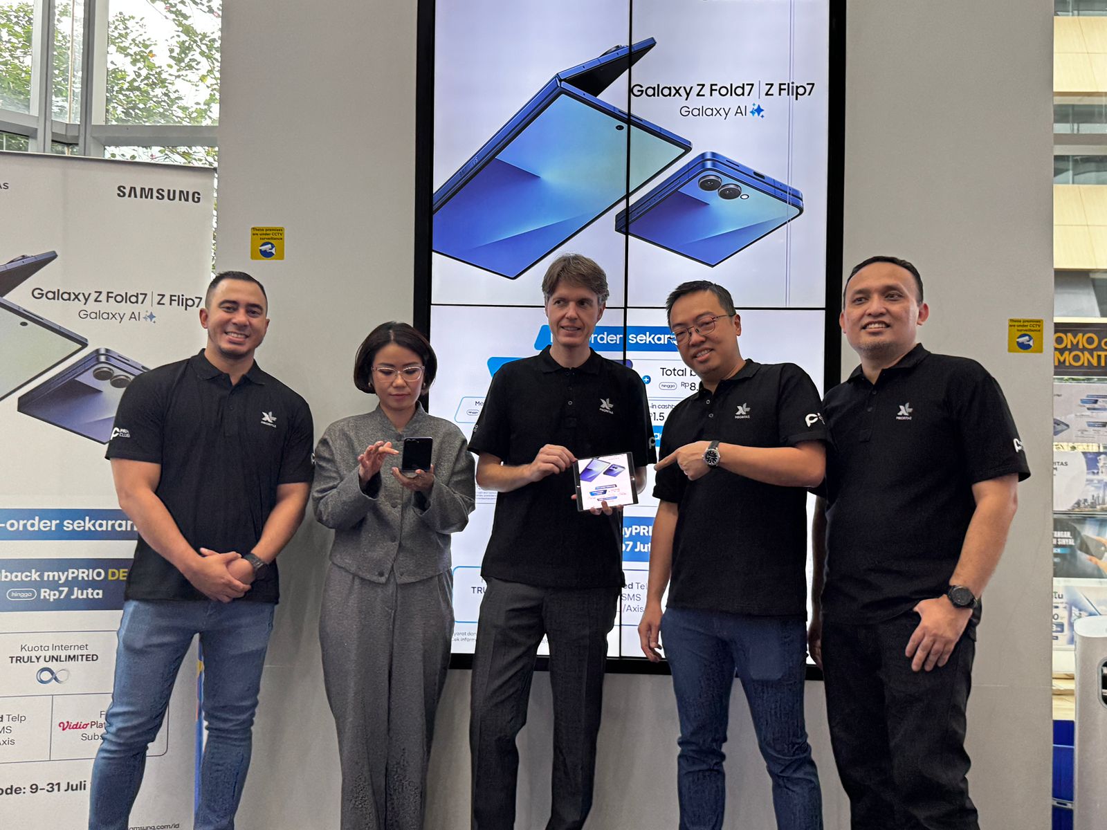 Banjir Bonus, XLSmart Hadirkan Bundling Khusus Galaxy Z Fold7 dan Flip7
